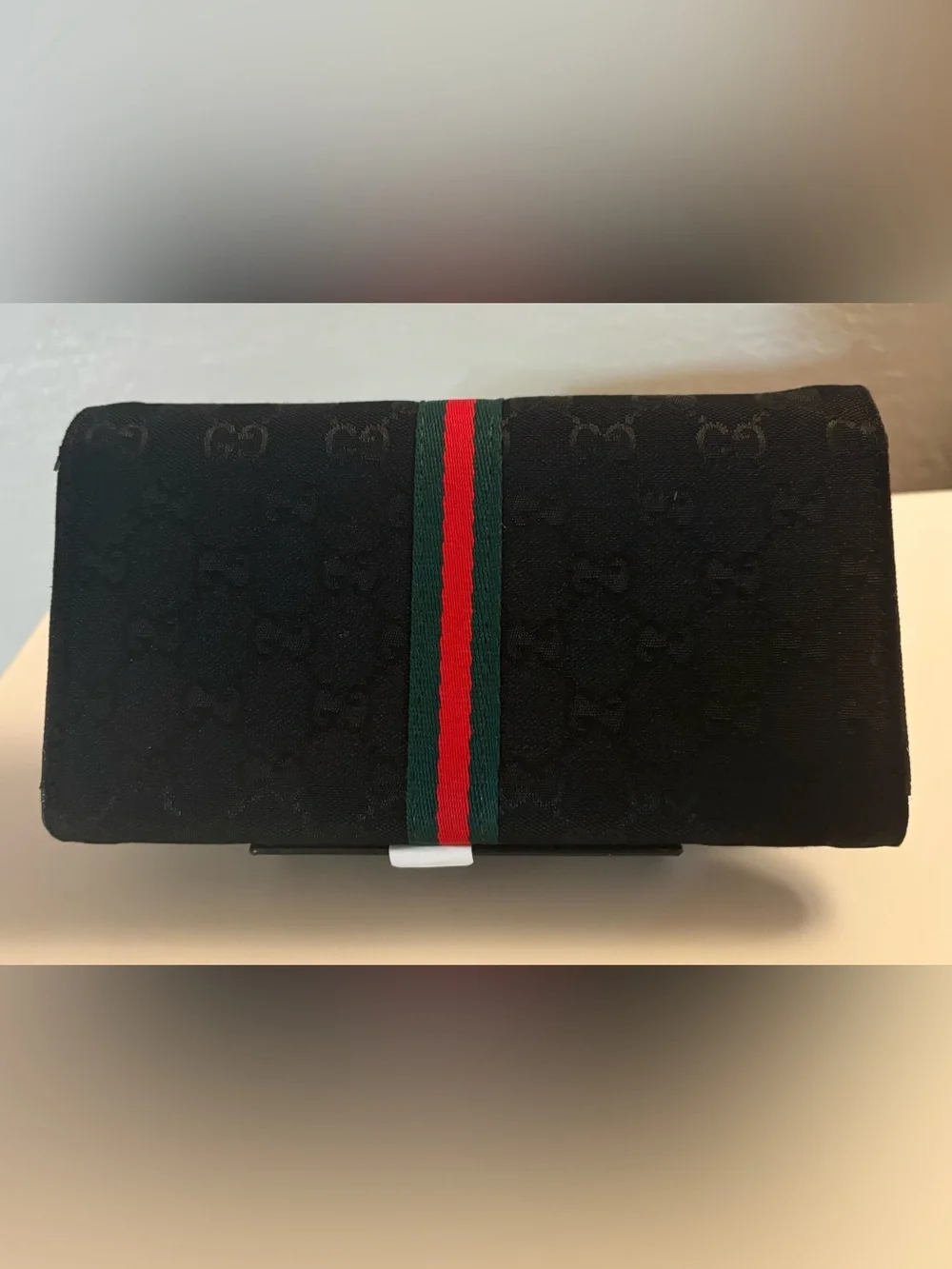 Gucci Black Canvas Bi-Fold Wallet with Logo Band - nwot in box w/wrap paper - Picture 3 of 13